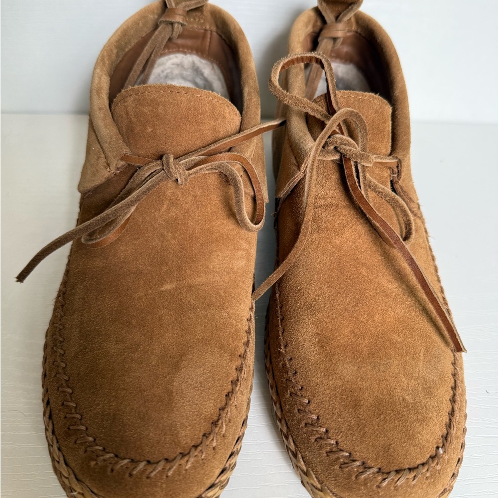 UGG Men's Suede Chukka Boots — Brown
